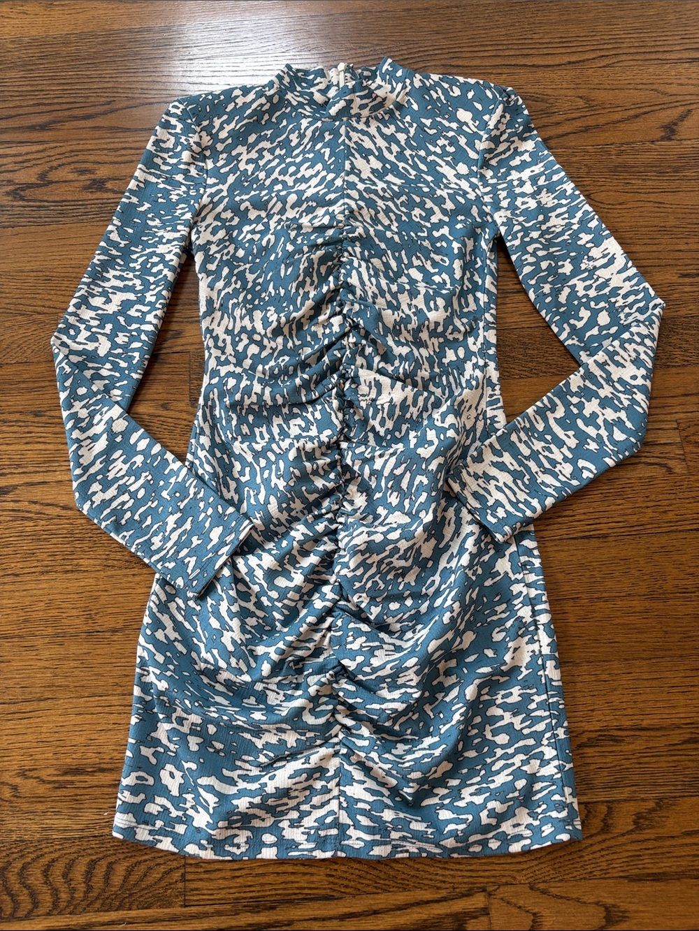 H&M Long-Sleeve Ruched Mini Dress in Teal and Cream, s
